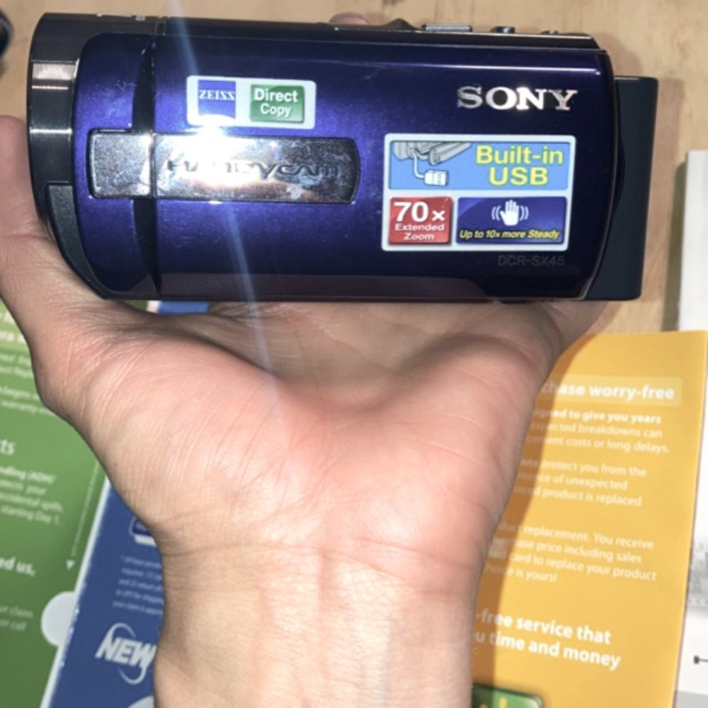 COPY - SONY DCR-SX45 Handycam Camcorder